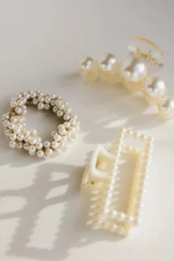 Bohme Pearl Rectangle Claw Clip
