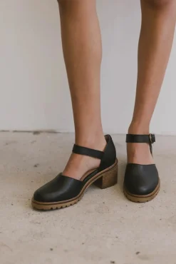 Bohme Seychelles Lock and Key Heel in